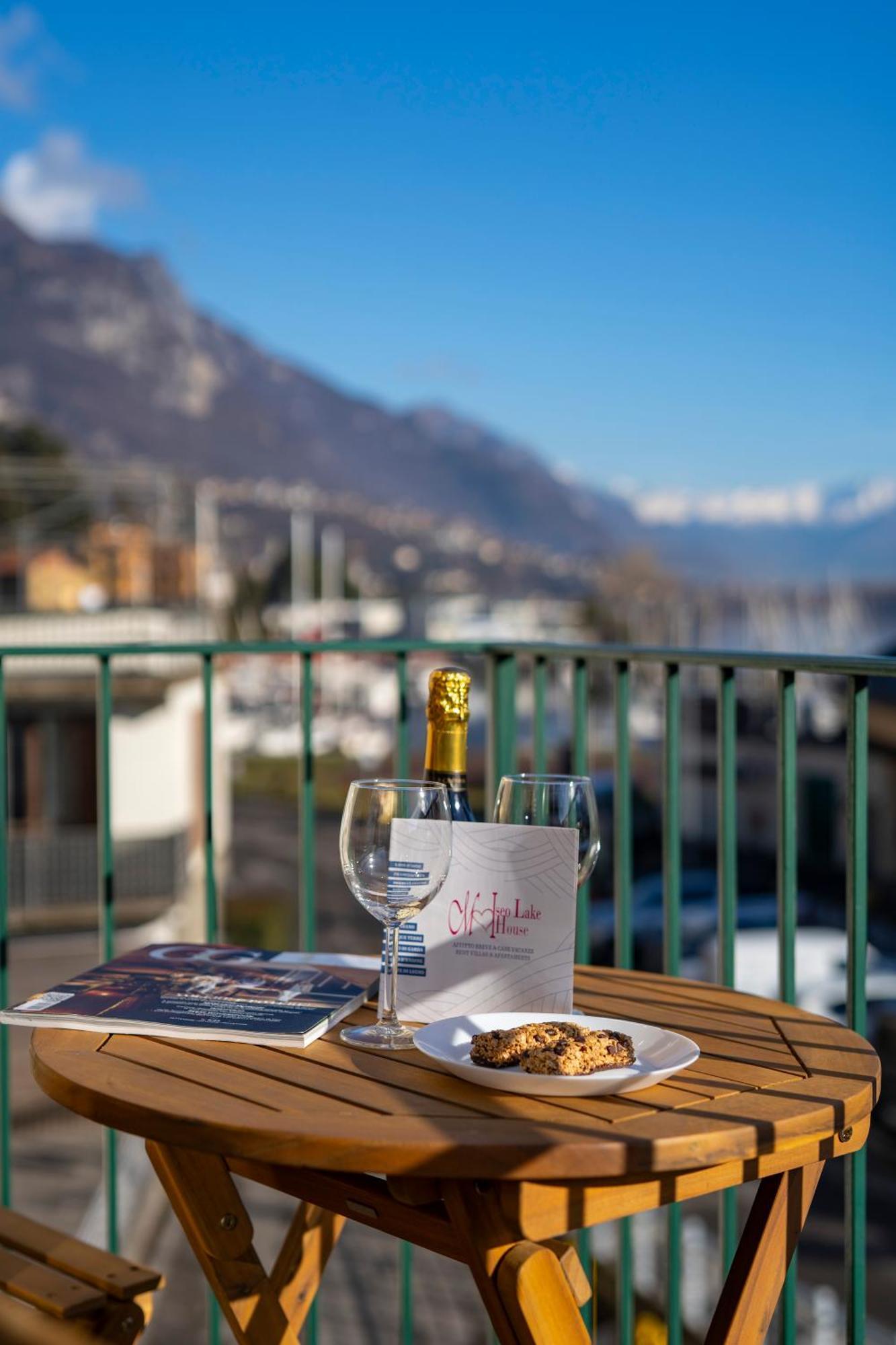 La Casa Dei Carta-New & Chic Apartment Lovere Exterior foto